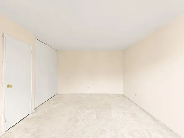 18-75 Corporal Kennedy Street image 17 of 27