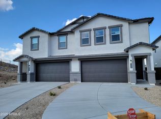9842 S 11th St, Phoenix, AZ 85042