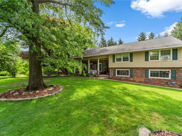 5170 Valley View Dr, Medina, OH 44256