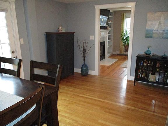 5th image of 240 High St #2