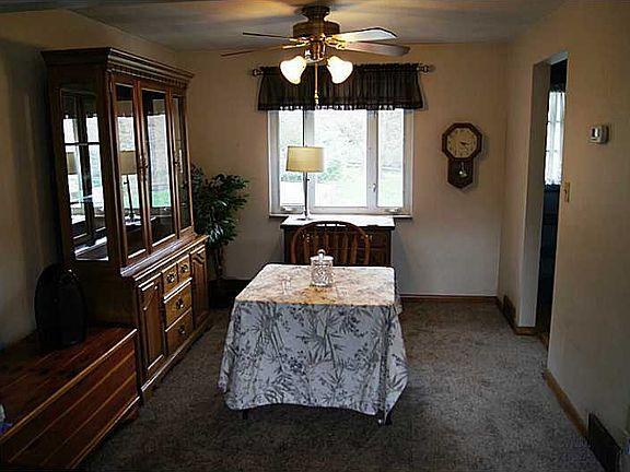 5th image of 315 Vandivort Dr