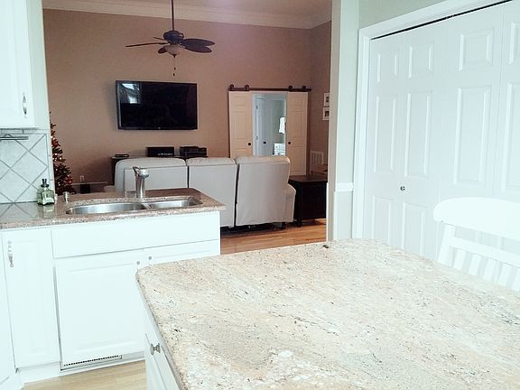 Living - Barnyard doors