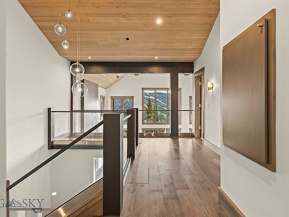 4th image of 109 Cascade Rdg