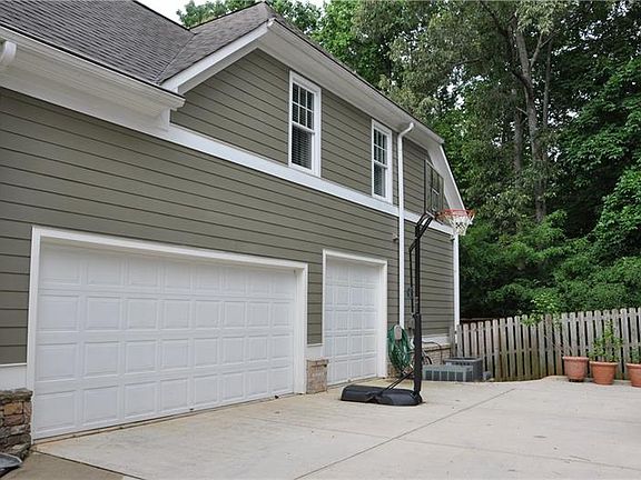 2nd image of 9922 Hamilton Dr