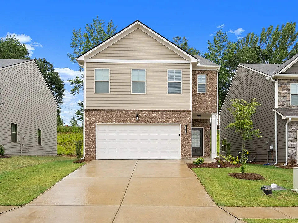 2426 Peak Ridge Ln
