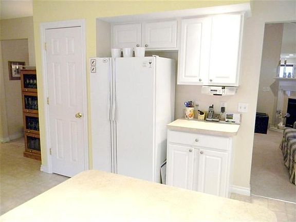 4th image of 26309 Emerald Lakes Dr