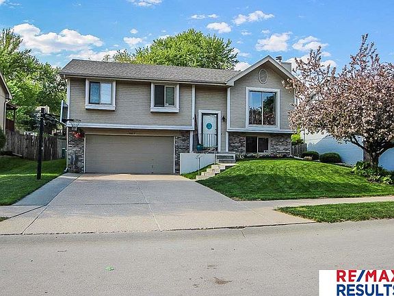 3rd image of 14607 Karen St