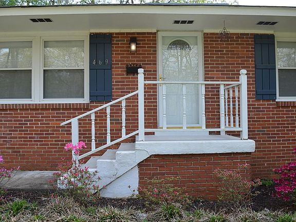 2nd image of 469 Forest Hills Dr