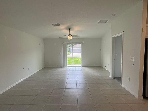 4th image of 4221 Bridle Booster Way