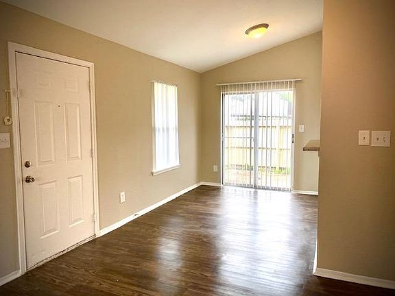 2 & 3 bedroom dining area.