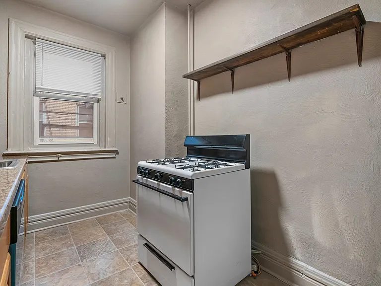 512 S Millvale Avenue (Full Service Plan) — Photo 11