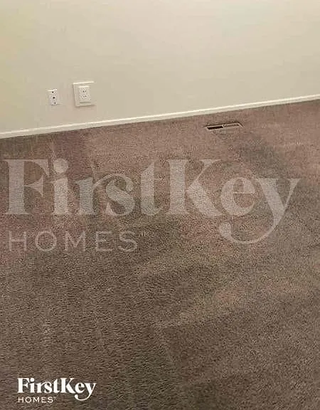 1605 Seminole Ln — Photo 6
