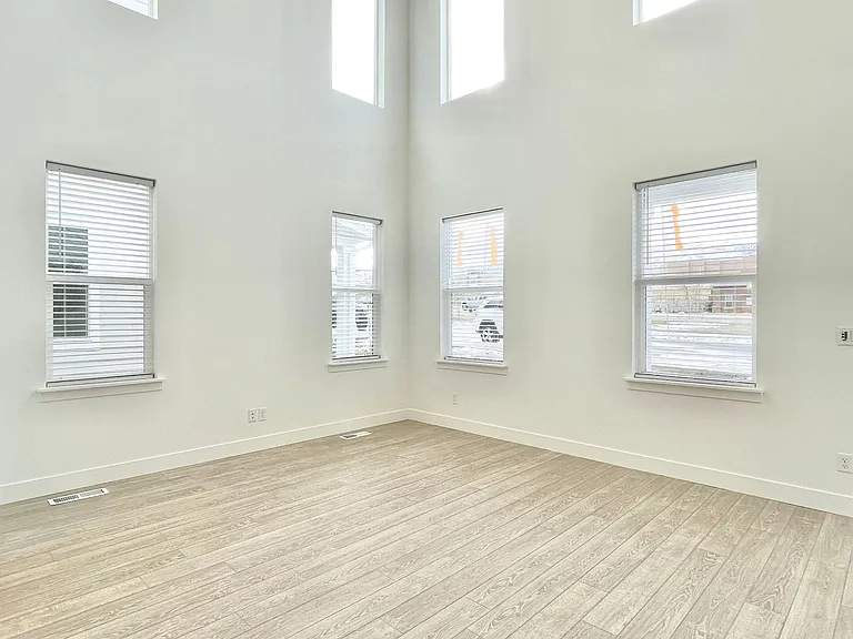 13983 S Middle Ridge Ln — Photo 4