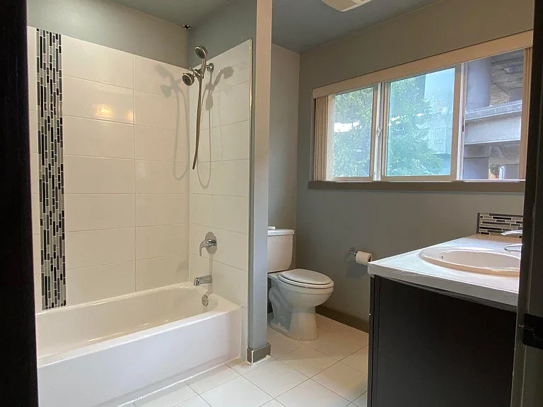 4034 Pasadena Pl NE — Photo 23