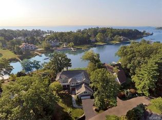 1100 Cove Rd S, Mamaroneck, NY 10543