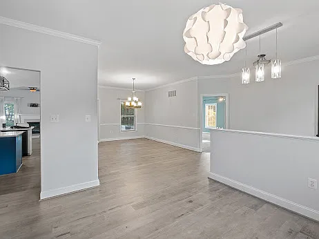 3 bed, 2084 sqft, $3,500 — Photo 3