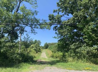 261 Old Rd, Cropseyville, NY 12052