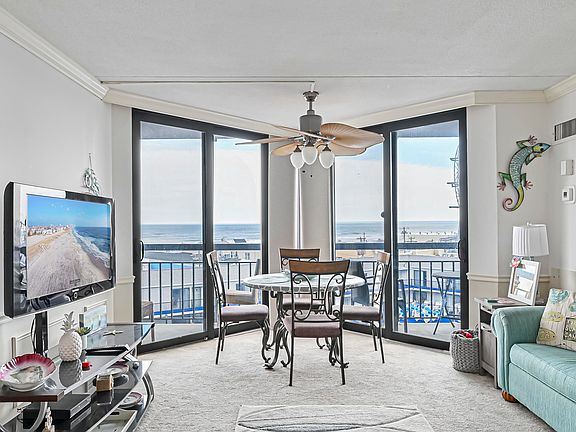 4th image of 935 Ocean Ave APT 613