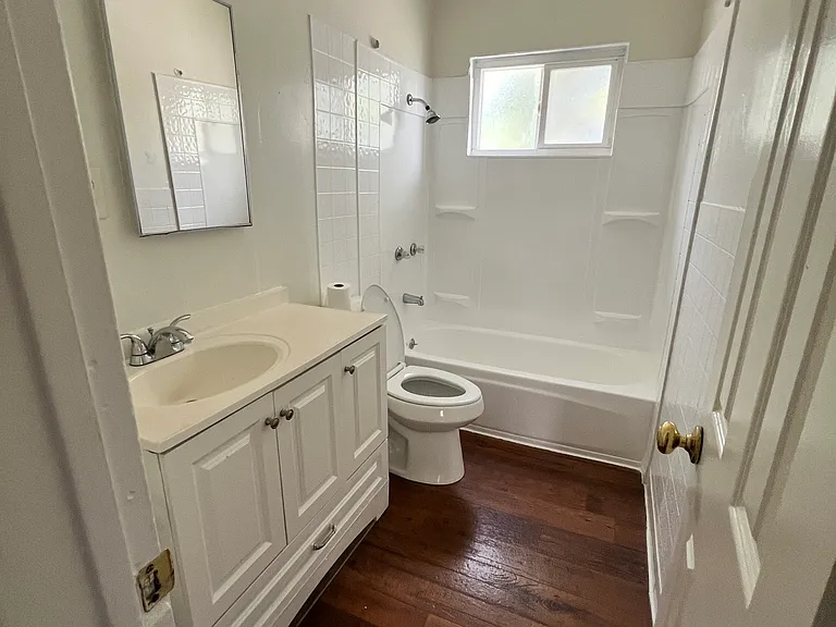 581 E Pleasant St #6 — Photo 7