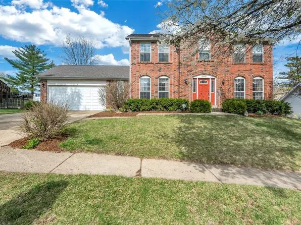 3856 Gallo Dr, Saint Charles, MO 63304