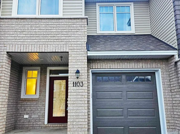 1103 Barrow Ave, Kingston, ON K7M 0G5