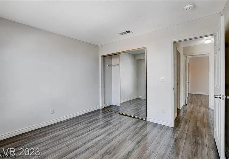 8429 Sewards Bluff Ave — Photo 24
