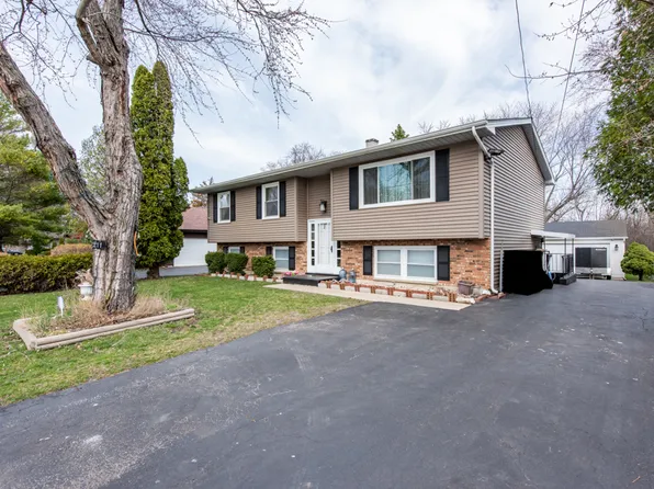 2211 Lydia Ave, Zion, IL 60099