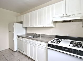 25 County Center Rd #APARTMENT, White Plains, NY 10607