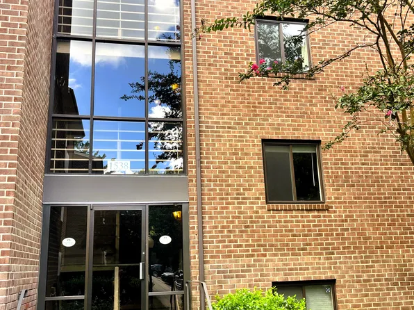 1538 Northgate Sq APT 12, Reston, VA 20190