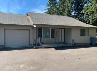 1536 W Maple Pl, Lebanon, OR 97355