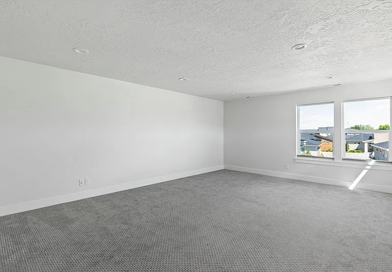 8283 W Shams Ln — Photo 22