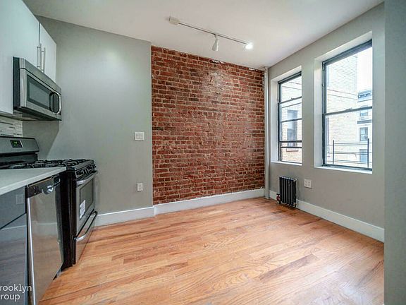 3rd image of 238 W 146th St #A15