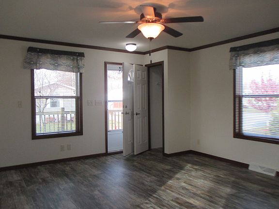 2nd image of 2050 Four Seasons Dr #72