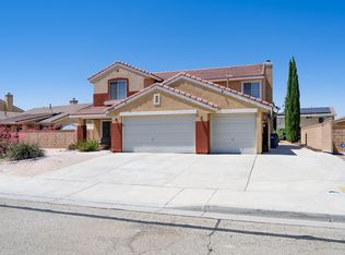 2805 W Norberry St, Lancaster, CA 93536
