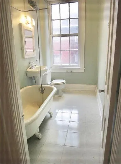 216 W Madison St #2R — Photo 8