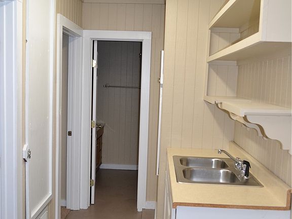 5th image of 2603 Shenandoah Dr