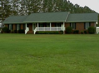 795 Williams Rd, New Bern, NC 28562