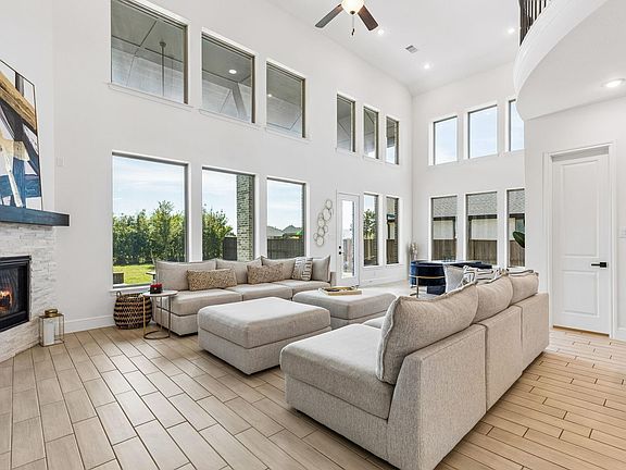 5th image of 6903 Shoreline View Dr