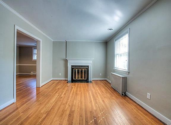 2nd image of 4610 Kensington Ave