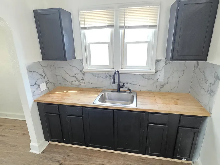 15760 Littlefield St — Photo 7