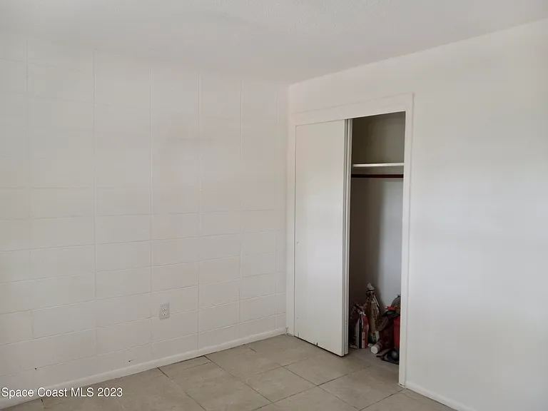 354 Hibiscus Ave — Photo 8