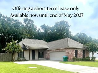 2366 Woodland Ct, Port Allen, LA 70767