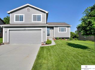 7808 S 75th Ave, La Vista, NE 68128