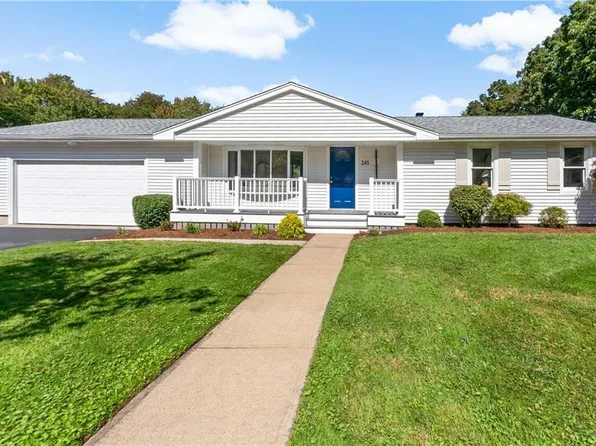 245 Chestnut St, Bristol, RI 02809
