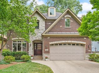 585 S Swain Ave, Elmhurst, IL