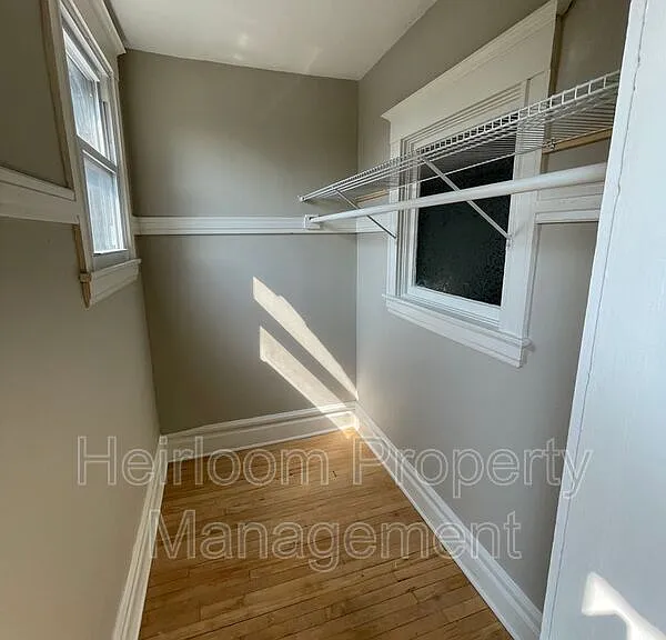 2617 W 3rd St #2 — Photo 4