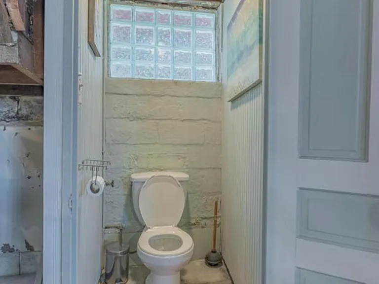 1839 Jefferson Ave — Photo 27
