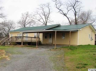156 Bonds Chapel Rd, Albertville, AL 35950