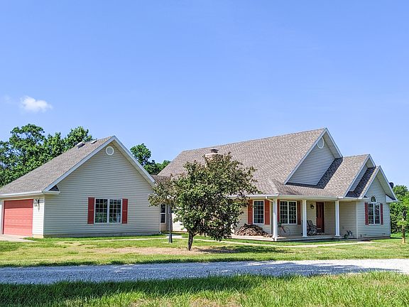 2nd image of 624 E Dade #172