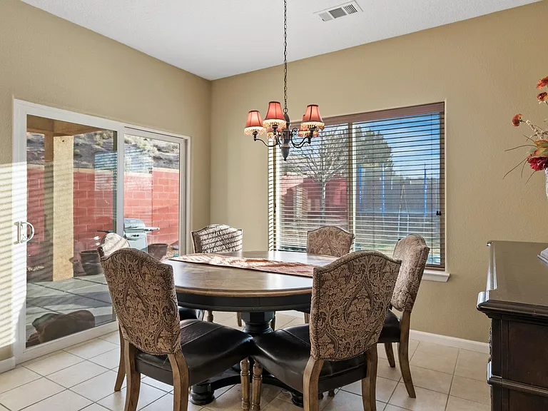 303 Tierra Rosa Pl NE — Photo 3